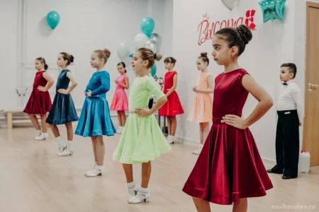 Школа танцев Высота на проспекте Космонавтов фото 3