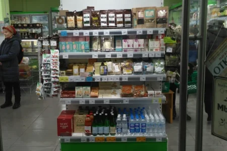 Магазин с доставкой полезных продуктов ВкусВилл на Лесной улице фото 4